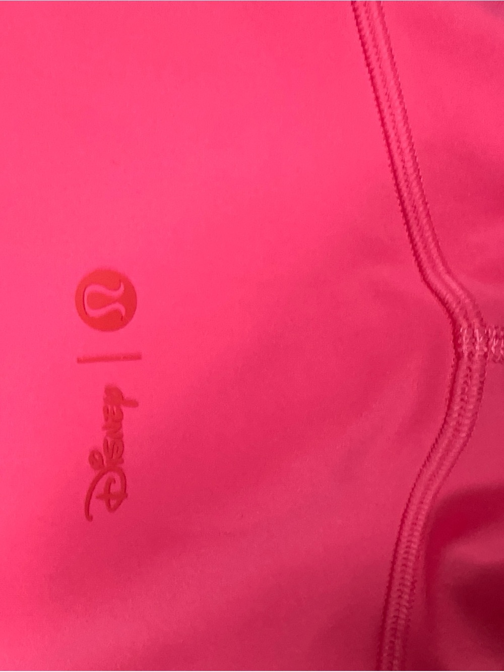 Lululemon X Disney 2 Piece Align Minnie Lip Gloss Pink Leggings & Cropped Tank - Picture 7 of 9